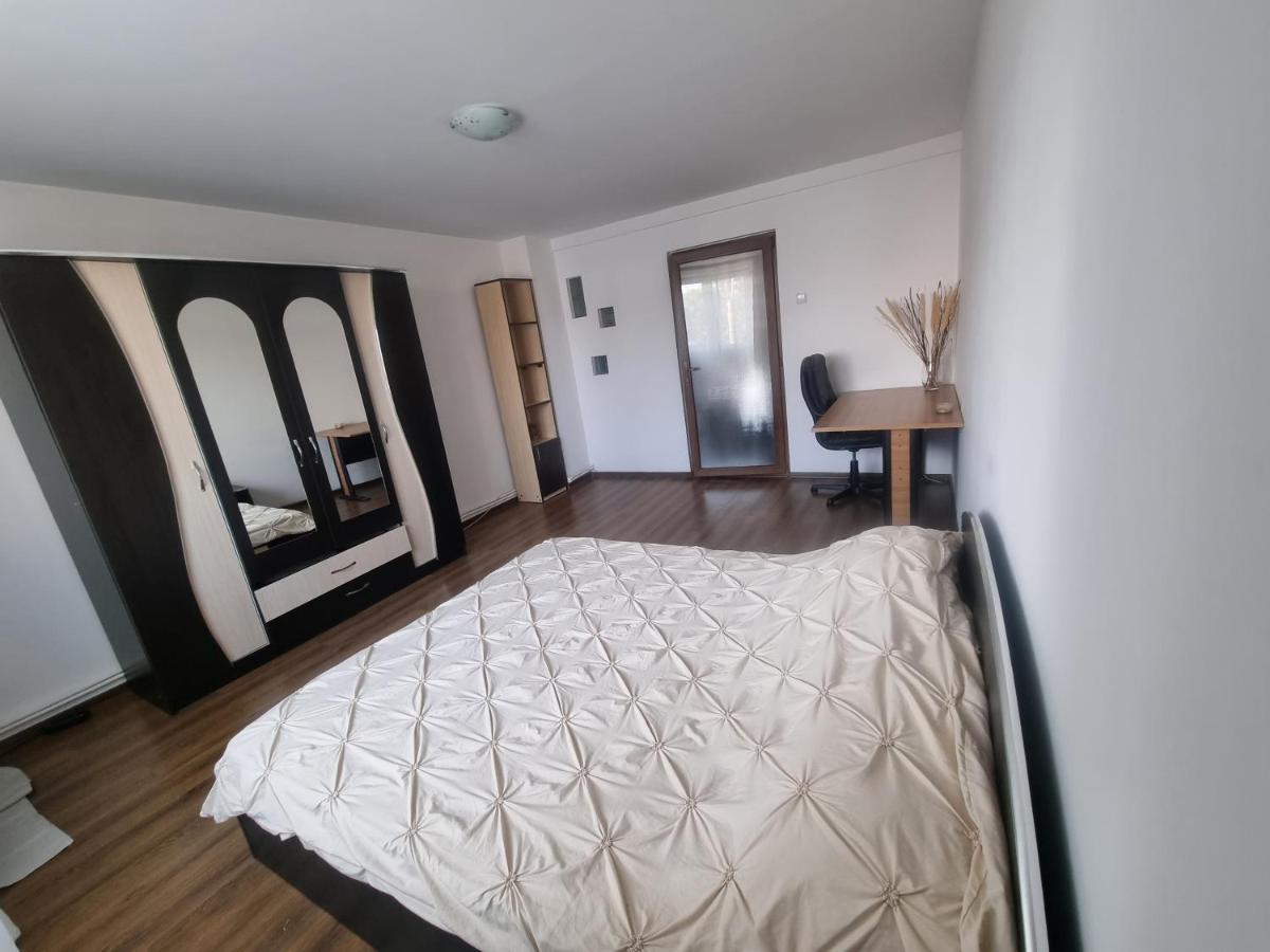 Apartament Central Piteşti Exteriör bild